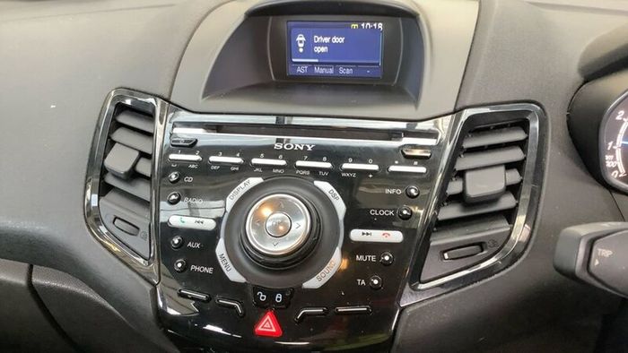 Ford Fiesta 1.0 E/b 125 Titanium Hatchback