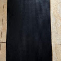 Blkbox mat for training