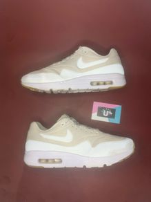 Get 1 of 1 Nike Air Max 1