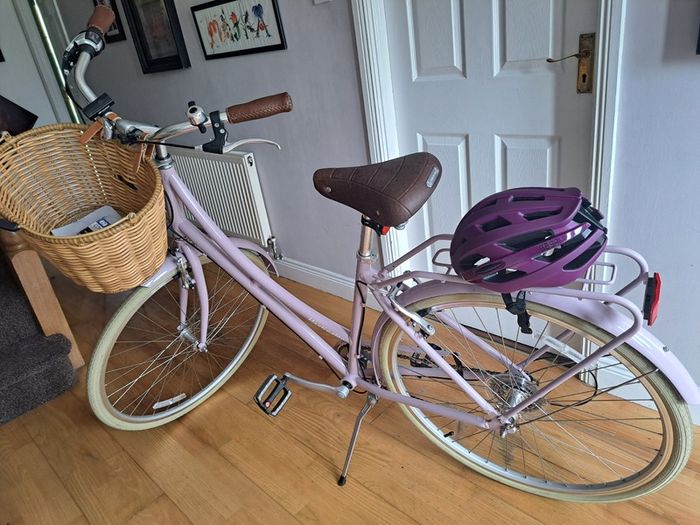 BIKE Forme Hartington ladies purple bike