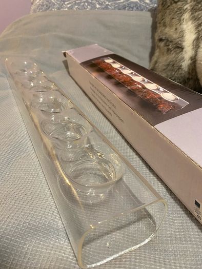 Tealight holder