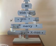 Xmas tree shape tea light holder