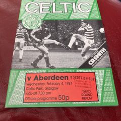 Old 1987 Celtic match Program v Aberdeen