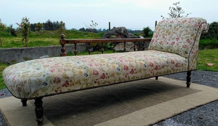 Vintage Chaise Longue Floral pattern