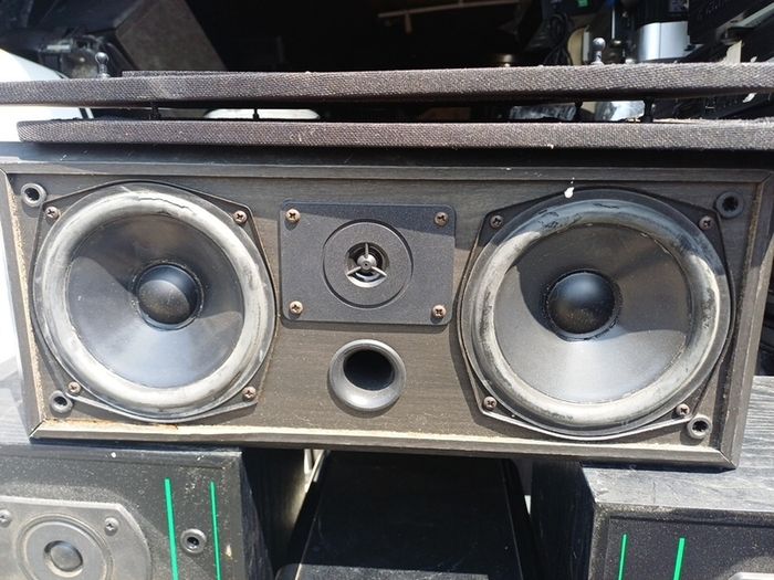 4 Speakers job lots
