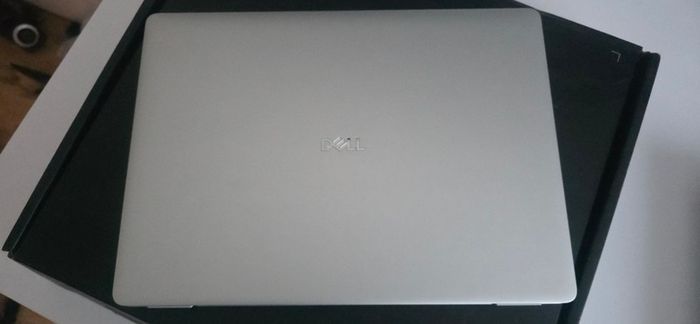 Dell pro pc14250 laptop u7 32gb Ddr5 512 (NEW MODEL) AI