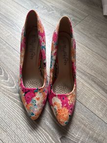 ladies shoes