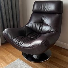 Swivel Armchair