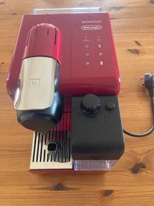 Nespresso DeLonghi Lattissima Touch Red Coffee Machine