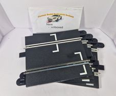 Scalextric C7018: 4x New Grid Half Straights Track (c8207)
