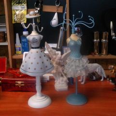 Jewellery stand