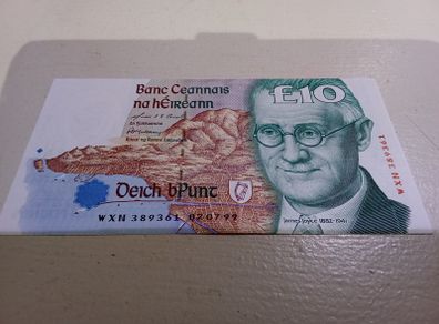 Irish 10 pound banknote