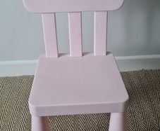 Childs chair