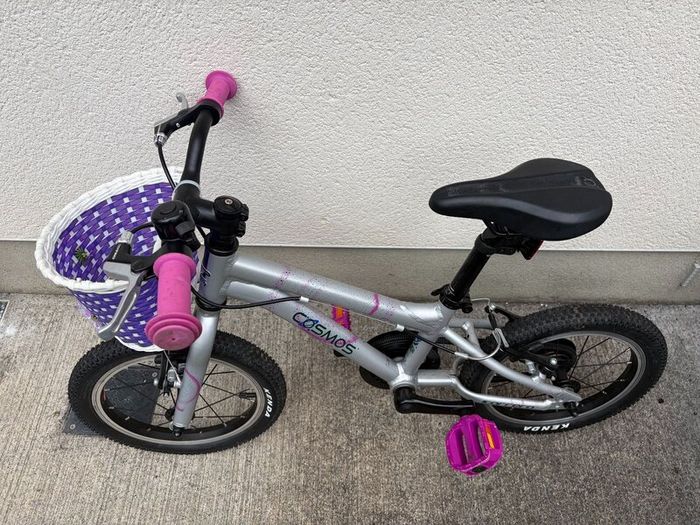 2 Kids Bikes: Raleigh Pop 18 & Carrera Cosmos 14"