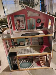 doll house