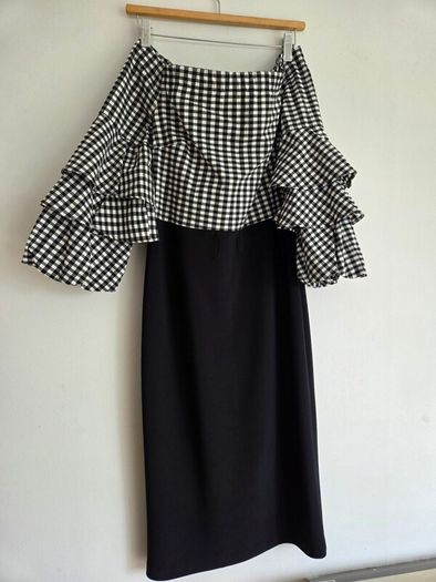 Joseph Ribkoff black and white off shoulders dress