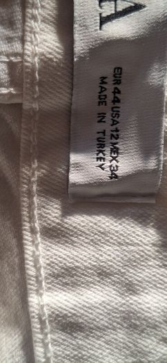 Zara  Off White Boots  Cut Jeans