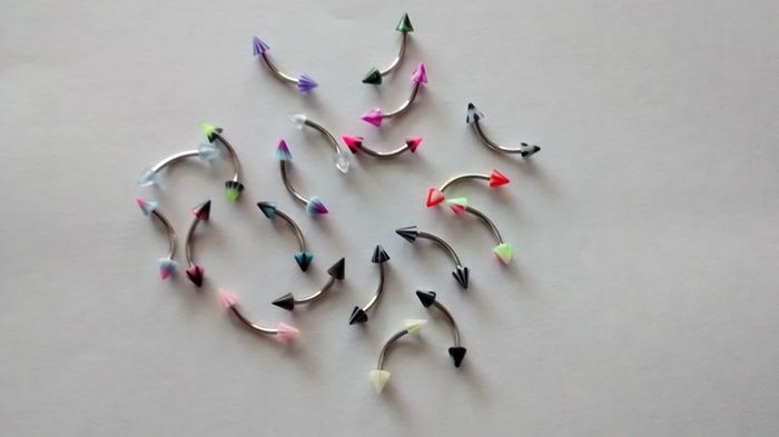 Cone Barbell Eyebrow Bars - 2 for 1 Euro