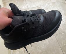 Boys adidas runners uk 13.5