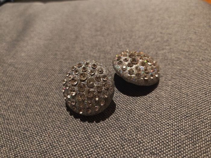 brooch