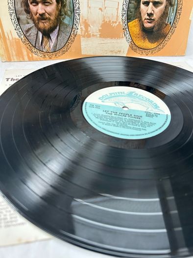Wolfe Tones Let The People Sing LP 1972 Irish Press DOL 1004 A1/B1 + Insert