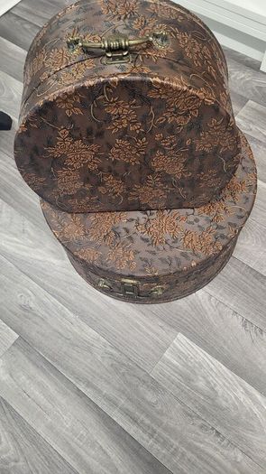 Vintage  embossed  hat  boxes