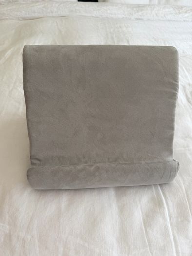 New Pill-O-Pad Tablet Stand