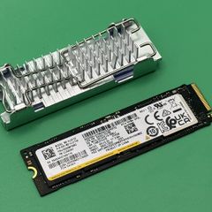 New Samsung 512gb Nvme Ssd Pcie Gen4 M.2 + Heatsink 100%