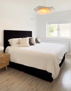 Harvey Norman Super King Storage Bed + Presidential Suite Mattress