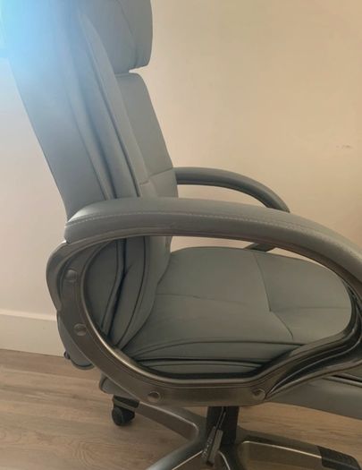 Executive Grey Office Chair, As New, Collection Only (Limerick)