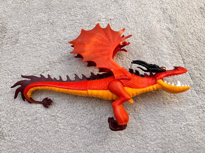 How To Train Your Dragon HookFang Dragon Blaster Action Figure 35 cm. Damaged Head Used Please see photos