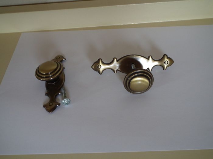 Door handles