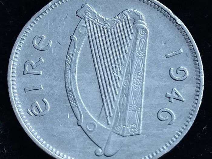 Ireland - 1946 - 6 Pence - Wolfhound - KM.13a - [2728]