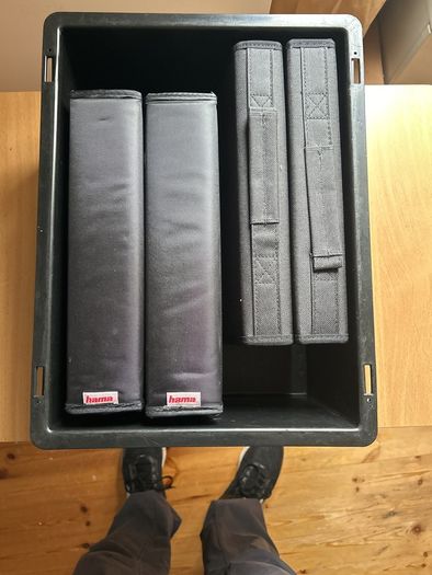 Hama DVD & CD storage pouch