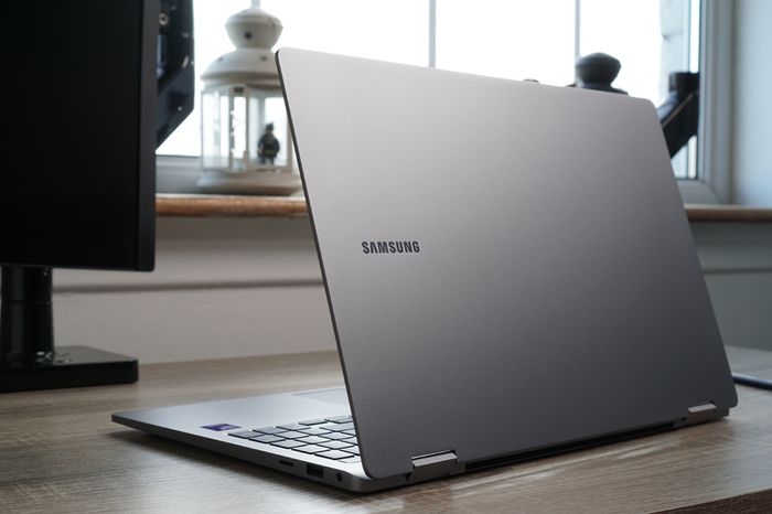 New Samsung Galaxy Book5 360 15.6" | Ultra 7 256V (Lunar Lake) | 47 TOPS AI | 16GB MoP | 512GB