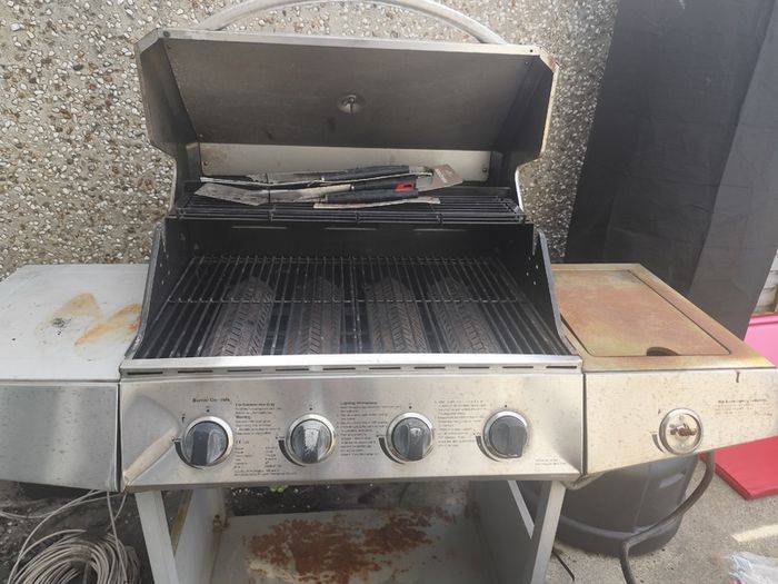 Free - Bbq