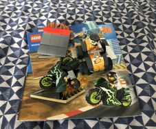 lego 60255 Stunt Team