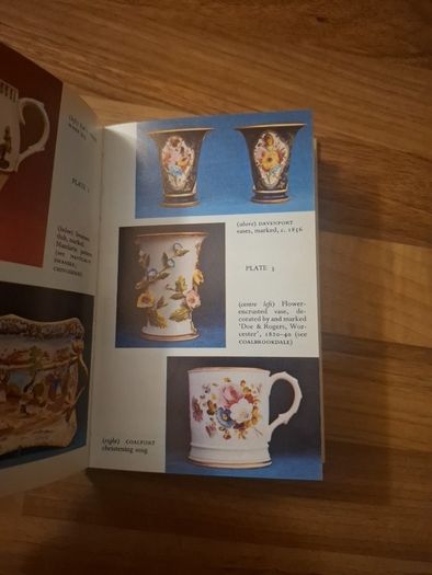 Pottery &Porcelain the observer's book