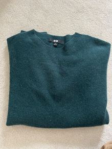 Uniqlo 100% cashmere jumper