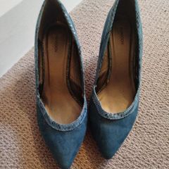 Monsoon heels
