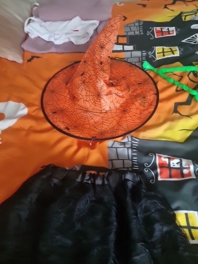costumes