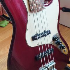 5 String Fender Jazz Bass