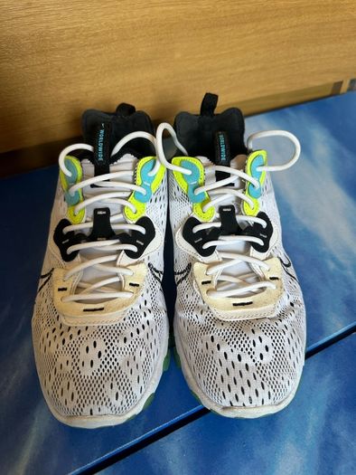 Nike runners