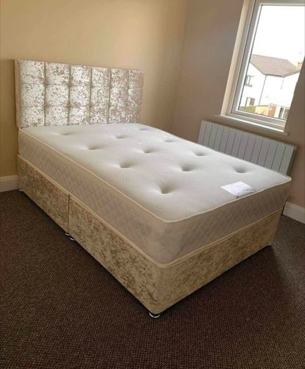 Small double bed, Beds