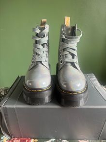 Vegan dr Marten Mollys!