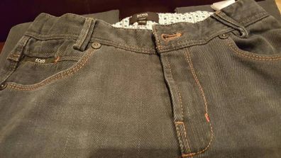 Hugo boss age 10 ( size138 )