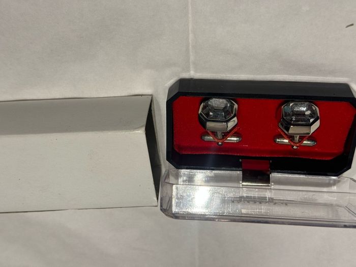 cufflinks