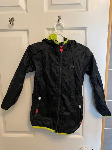 Black rain jacket 104 Regatta