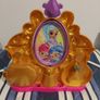 Shimmer and Shine mirror Image 3