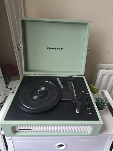 Crosley Voyager